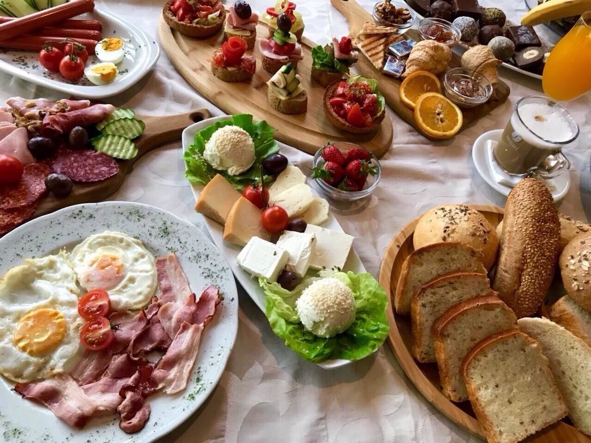 Отель Hotel Keto Подгорица-17