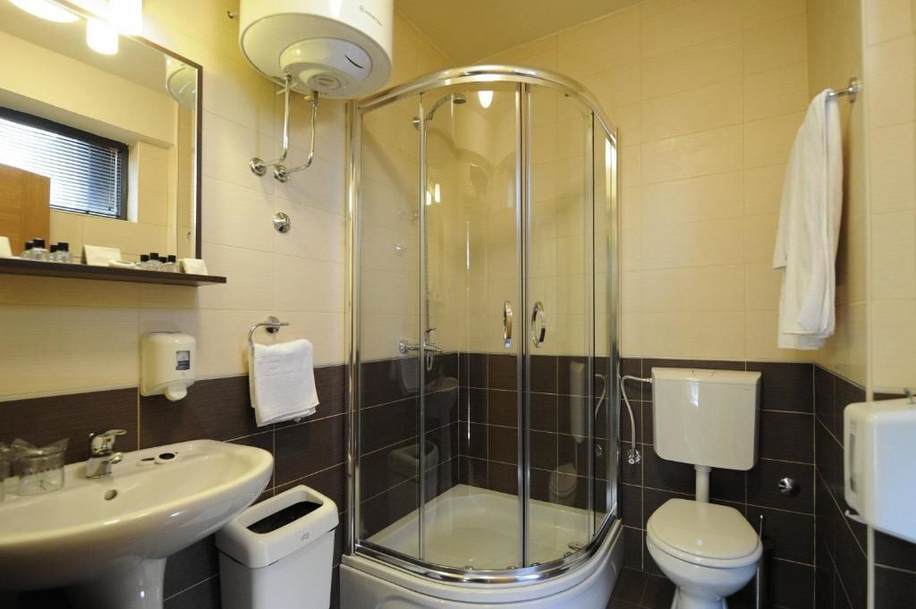 Отель Hotel Keto Подгорица