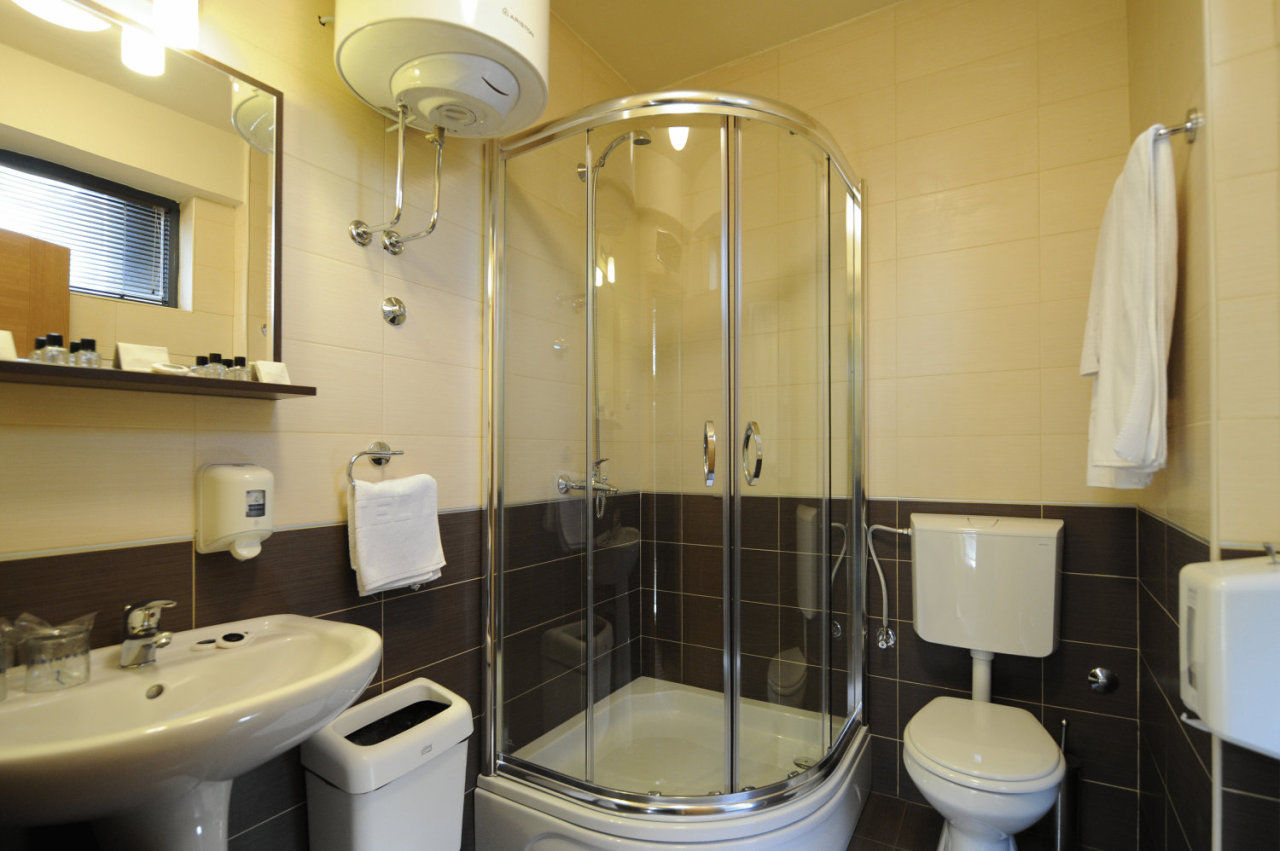 Отель Hotel Keto Подгорица