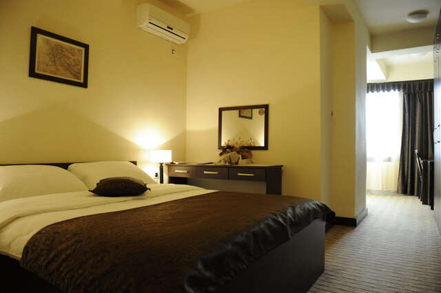 Отель Hotel Keto Подгорица-21