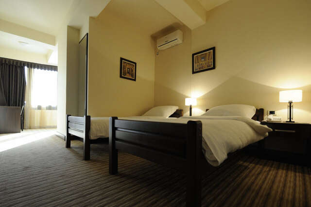 Отель Hotel Keto Подгорица-9