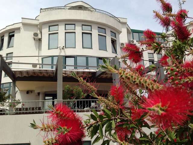 Отель Hotel Keto Подгорица-11